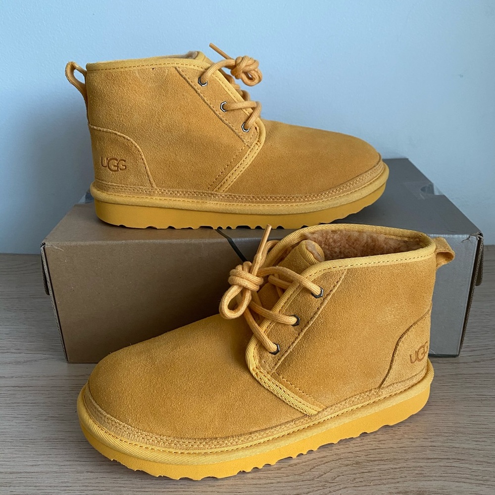 UGG Kids' Neumel II Boots Amber - SZ 4